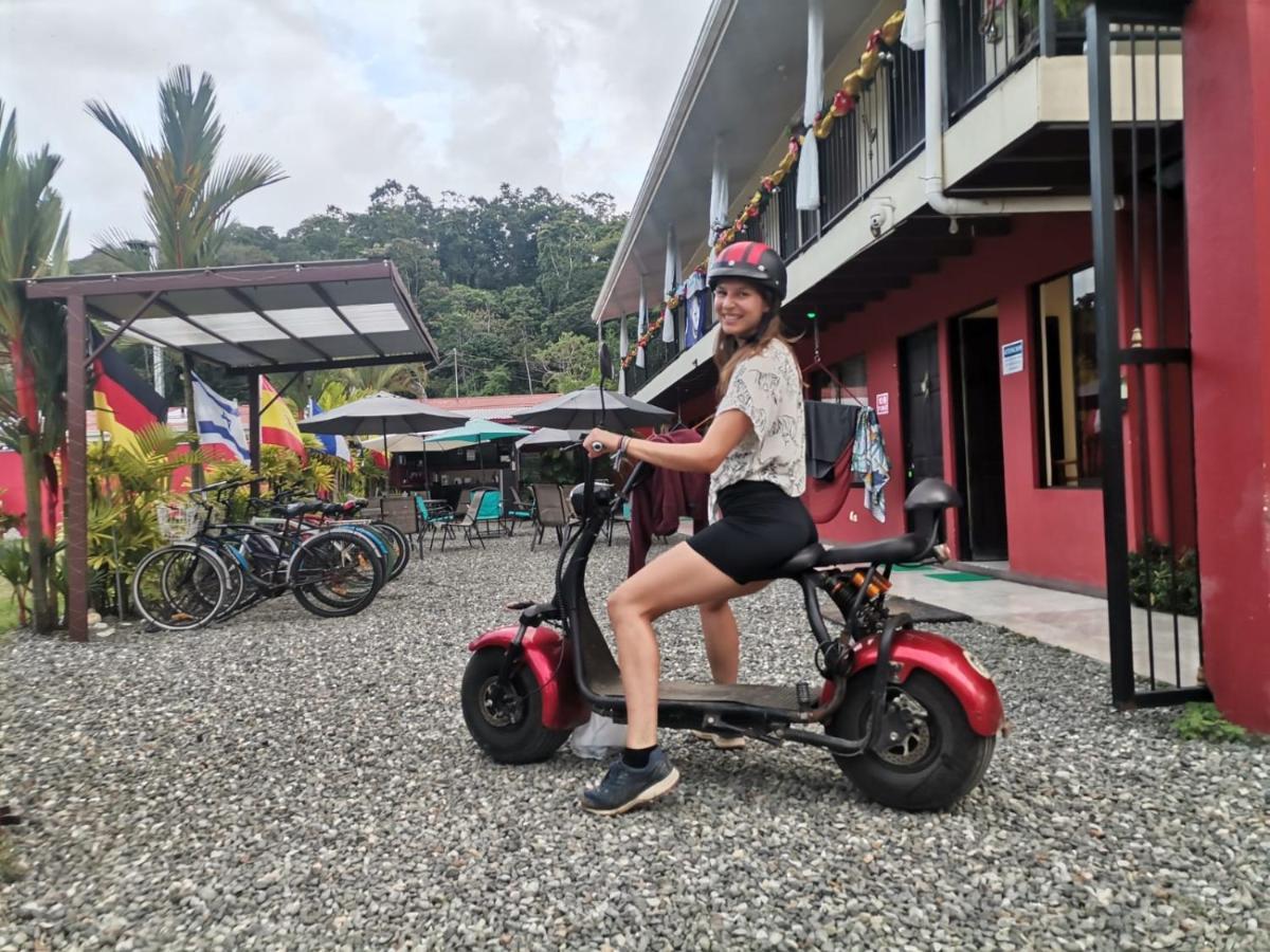 Puerto Viejo de Talamanca Roca Mar Rocawelch Puerto Viejoアパートホテル エクステリア 写真